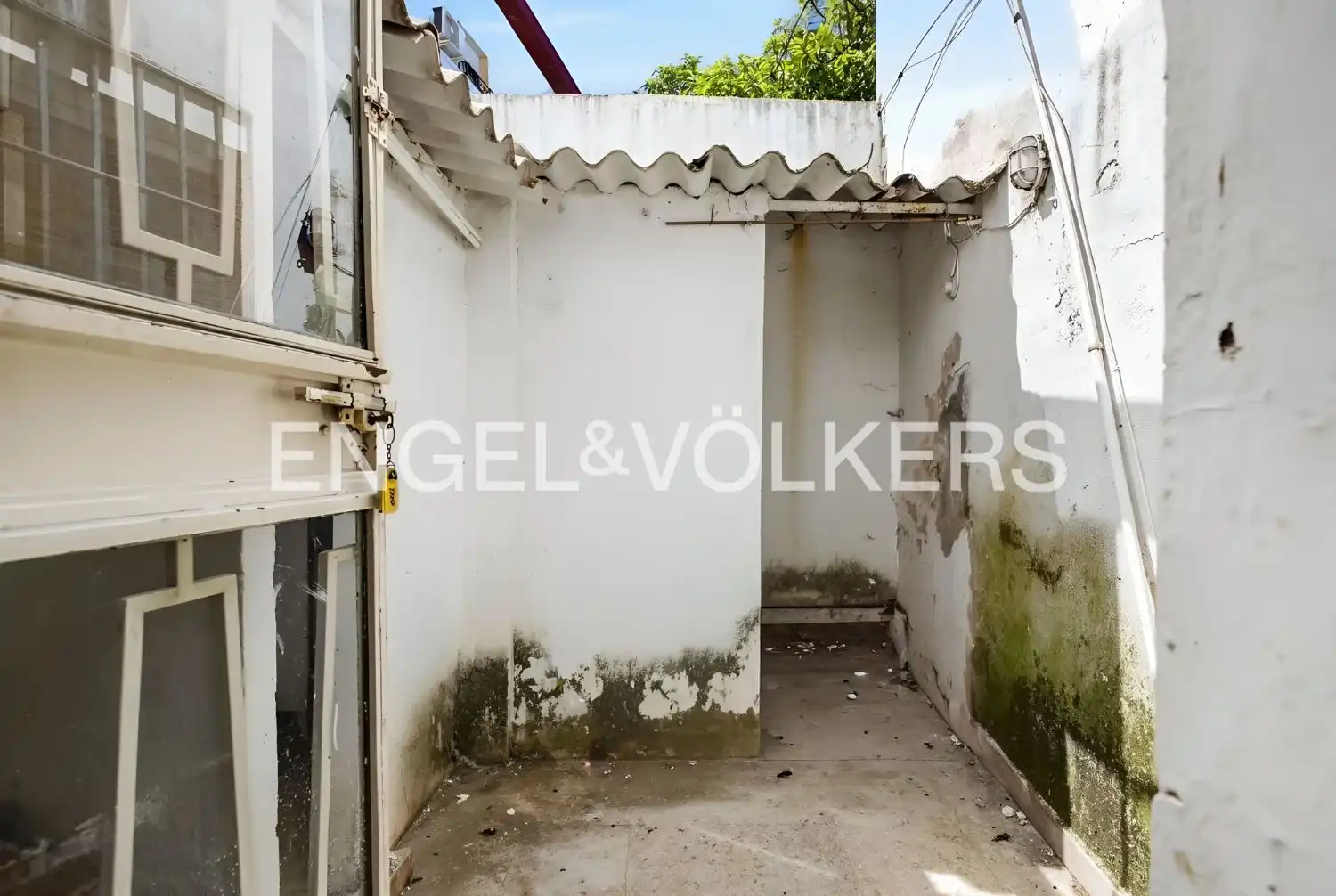 Flat for sale in Sevilla  with Heating