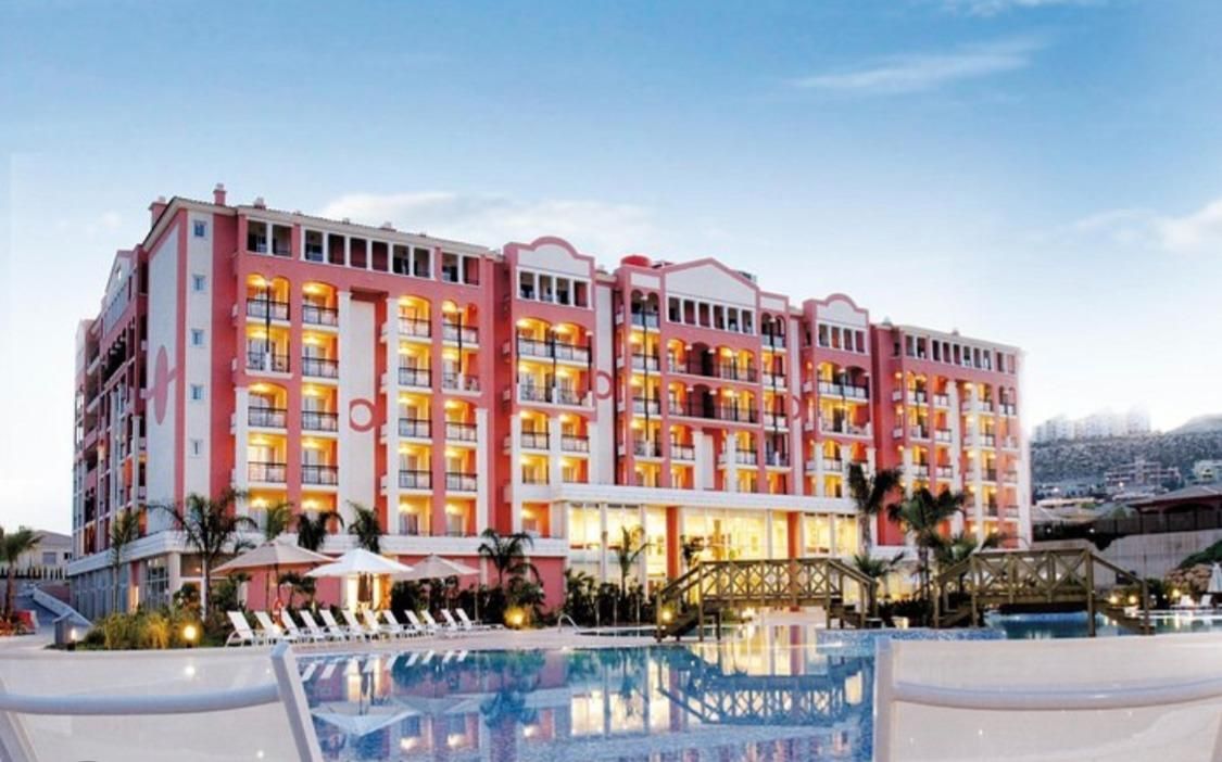 Vista exterior de Casa o xalet en venda en Mutxamel amb Aire condicionat, Calefacció i Jardí privat