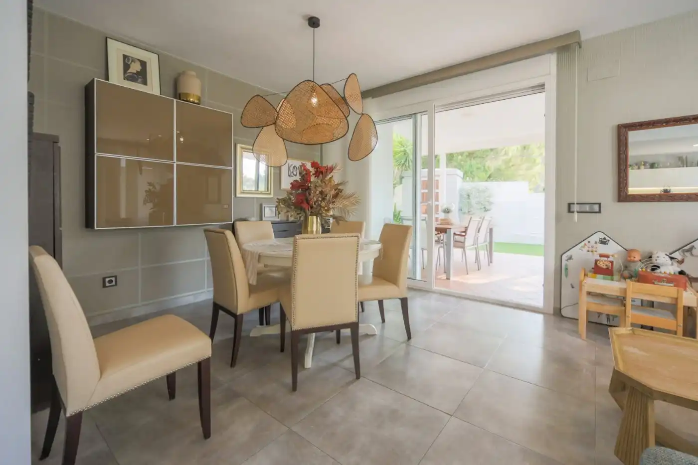 Comedor de Casa o chalet en venta en Montornés - Las Palmas - El Refugio