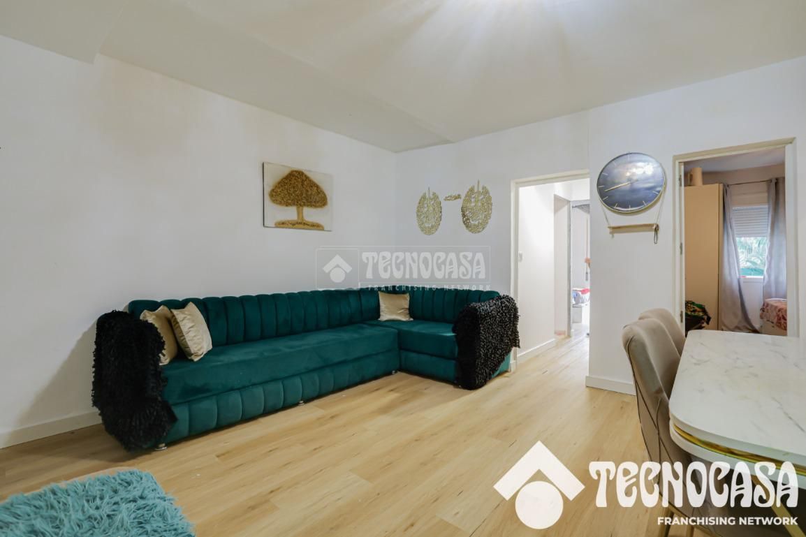 Living room of Flat for sale in Badalona
