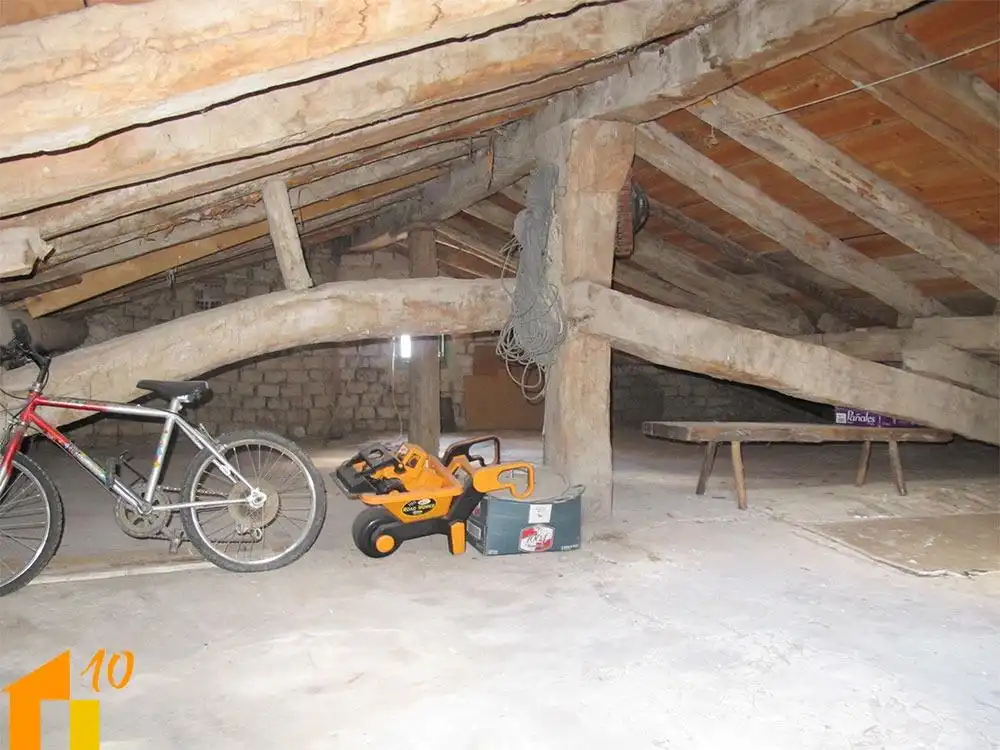 Haus oder Chalet zum Verkauf in Burgos mit Heizung und Möbliert