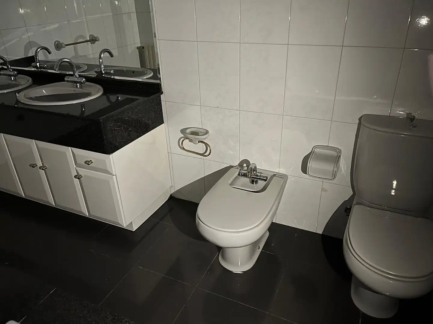 Bathroom of Houses for sale in Vigo   with Private garden, Terrace and Swimming Pool