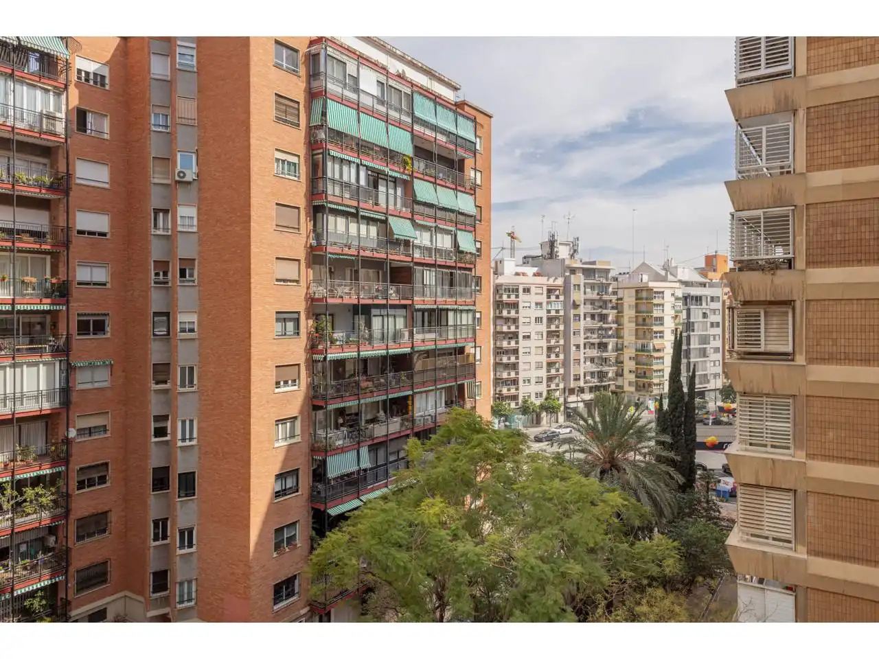 Vista exterior de Apartamento en venta en Valencia con Aire acondicionado, Calefacción y Balcón