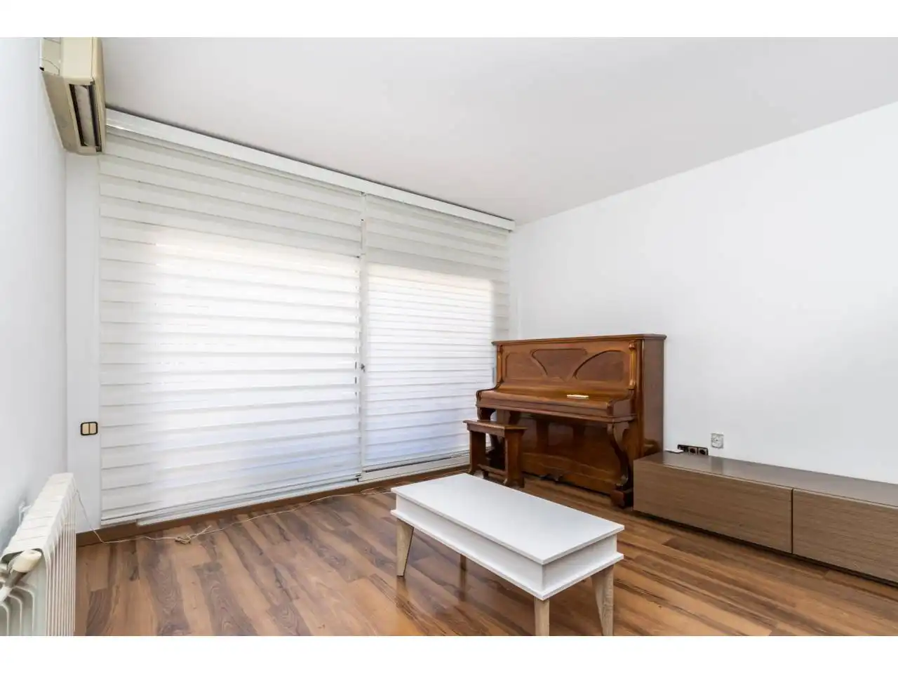 House with garden for sale in Calle ESCOLA PIA, imagen 7