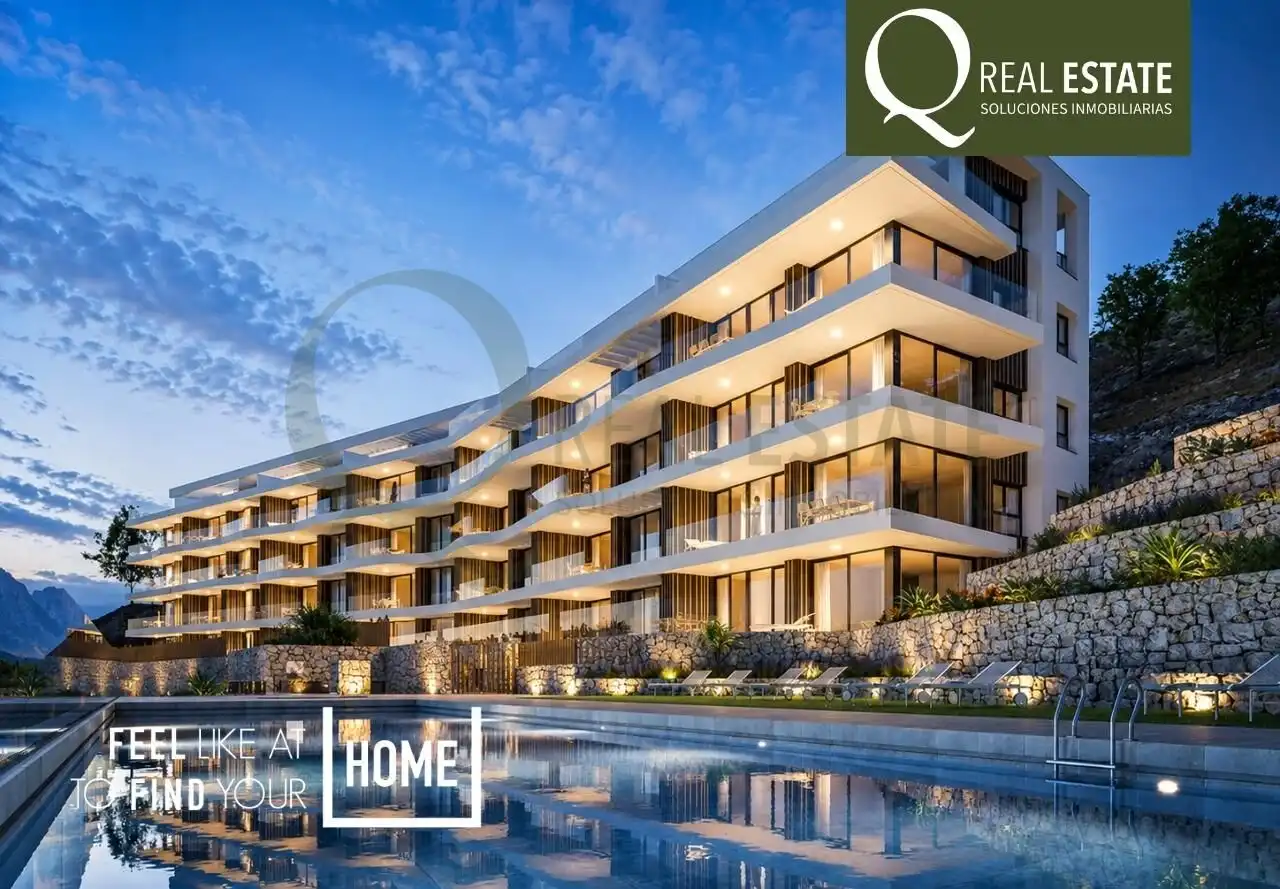 Piso con terraza en venta en Avenida Avenida Tellerola