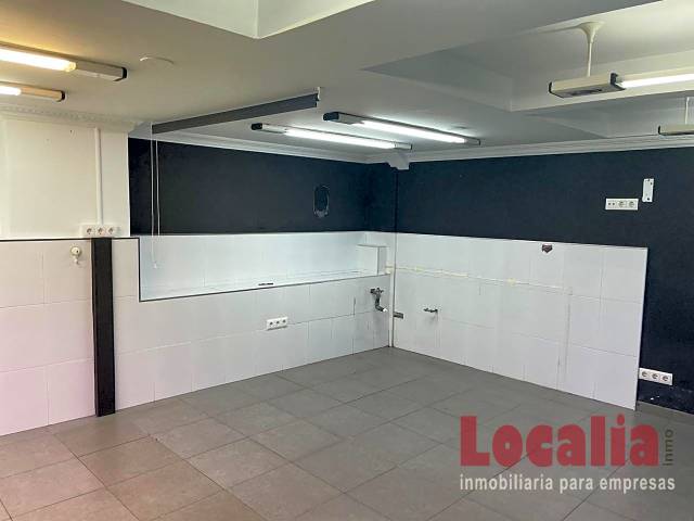 Local comercial en Alquiler en Santa Lucía en Puerto Chico