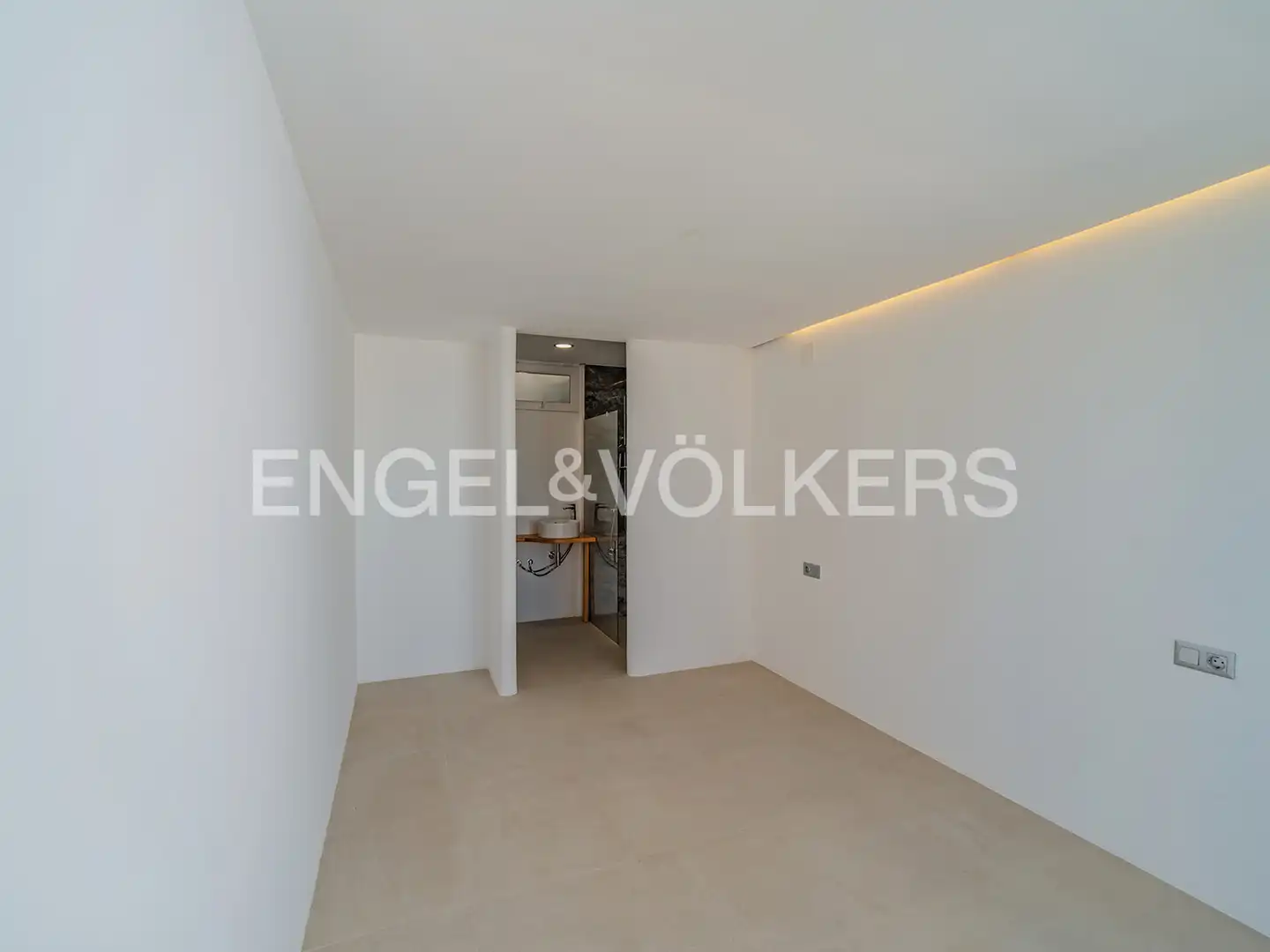 Casa o xalet en venda en Alicante / Alacant amb Aire condicionat, Calefacció i Jardí privat