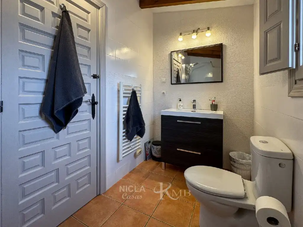 Bany de Casa o xalet en venda en Antas amb Aire condicionat, Jardí privat i Terrassa
