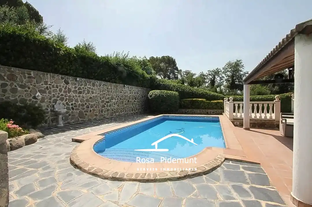 Maison avec piscine à vendre à Carrer Bruc