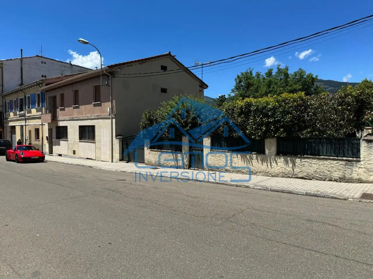 Houses for sale in Santa Teresa De Jesús, Boñar