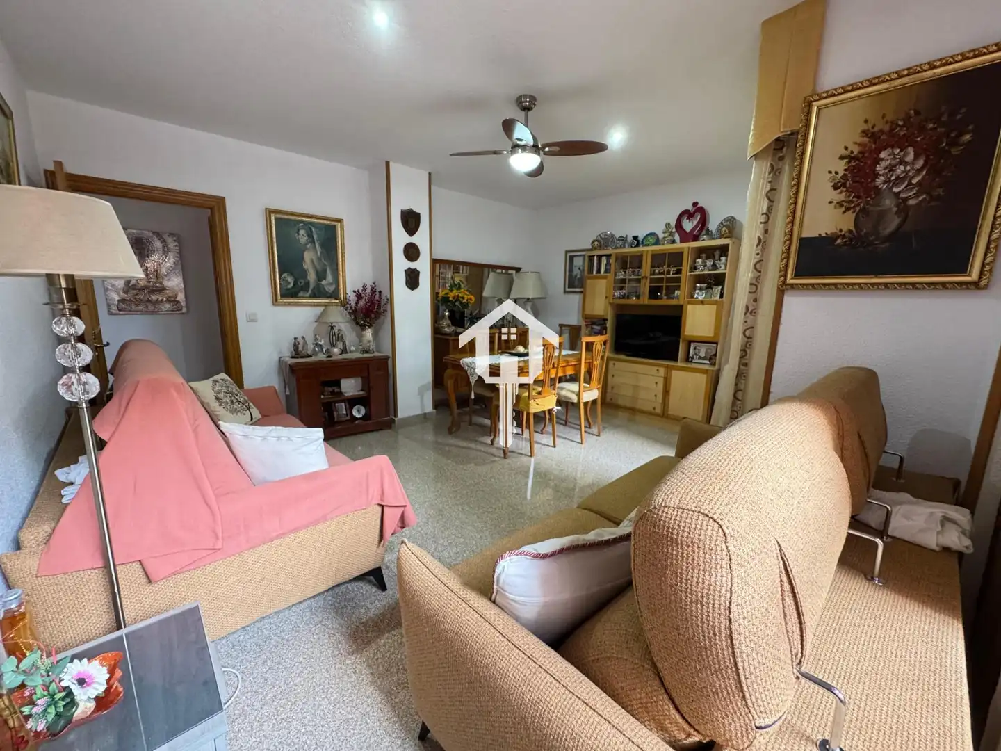 Sala d'estar de Planta baixa en venda en Alicante / Alacant amb Jardí privat, Terrassa i Moblat