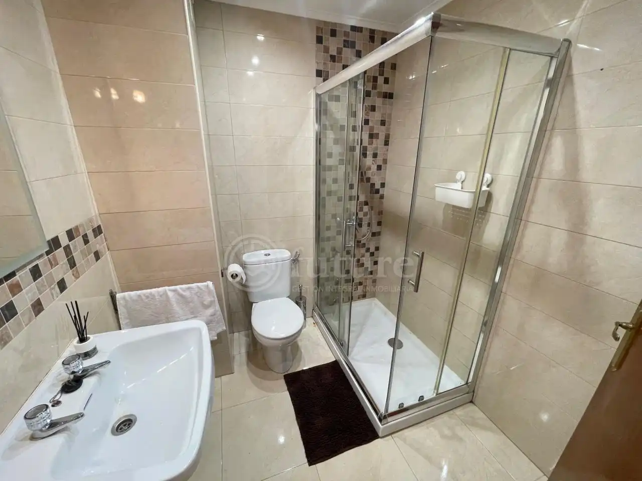 Bathroom of Flat for rent in Salamanca  with Heating, Furnished and Balcony