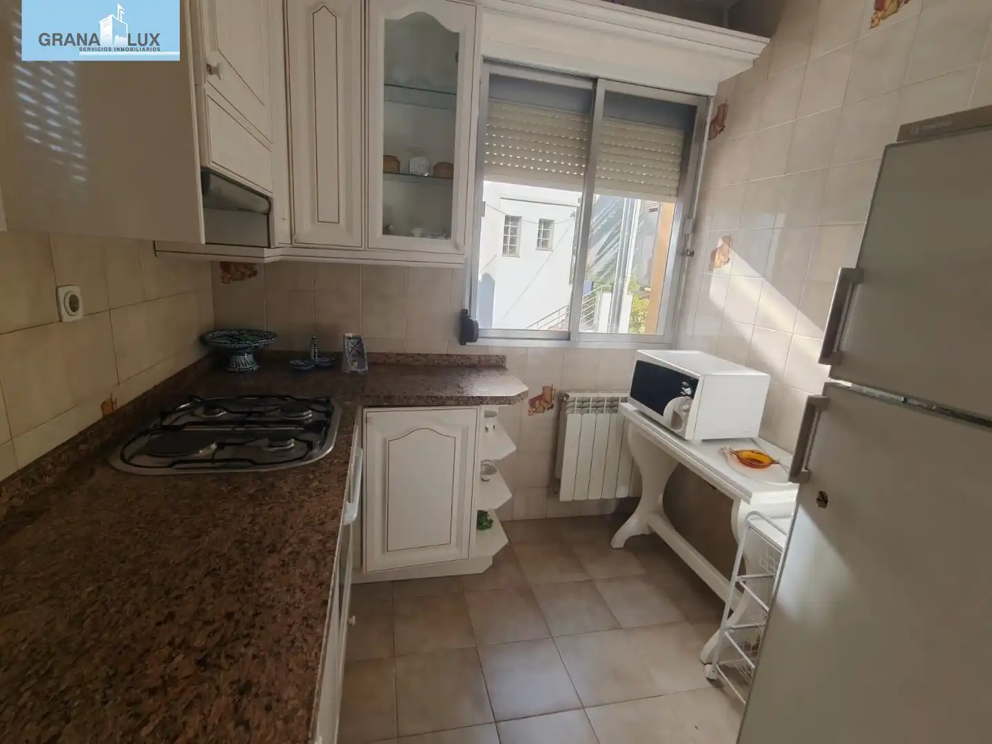 Küche von Wohnung zur Miete in Genil