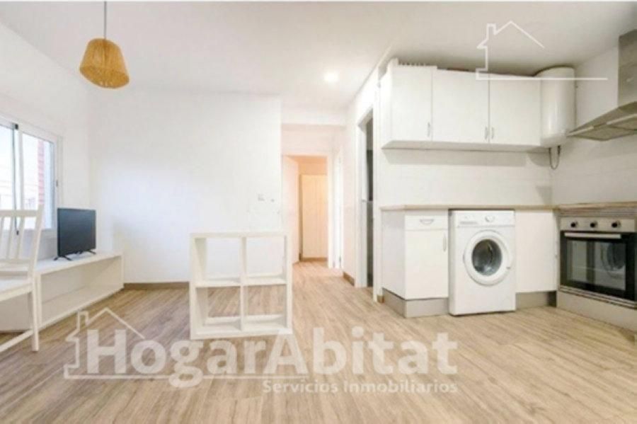 Dormitori de Pis en venda en Torrent amb Parquet i Balcó