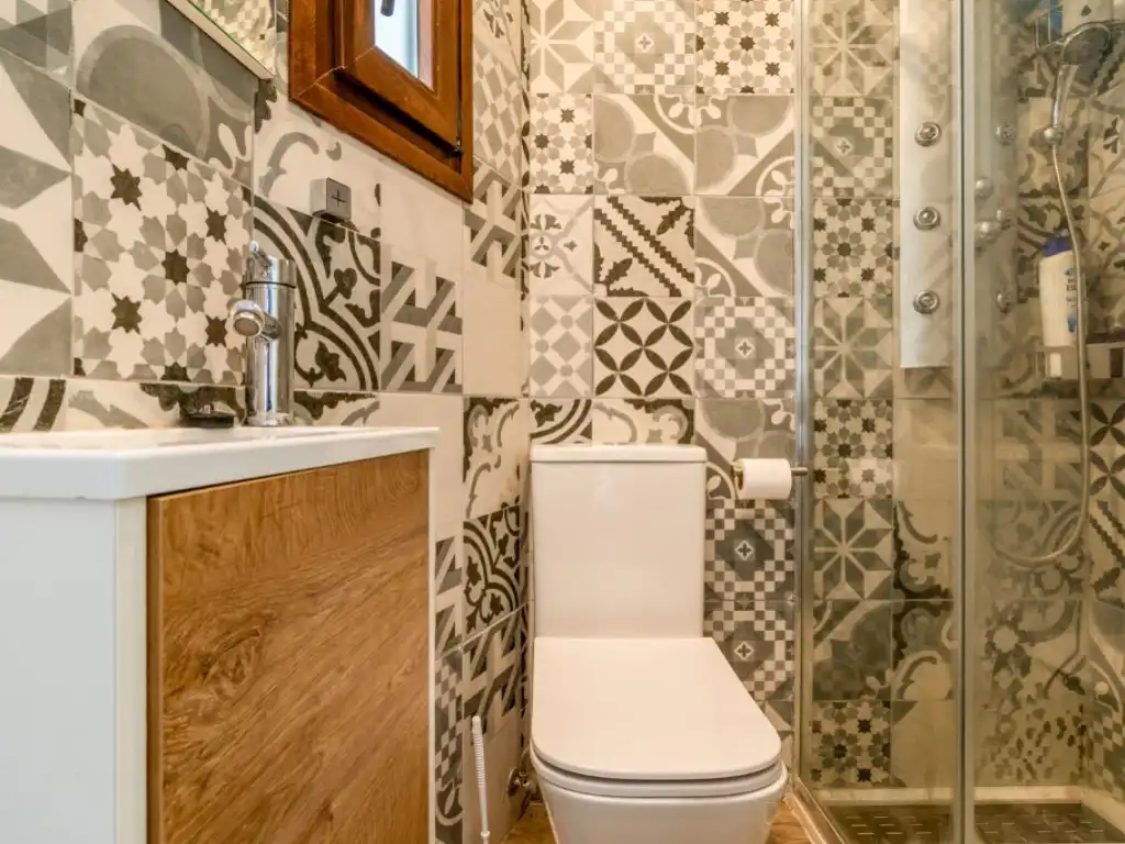 Bathroom of Houses for sale in Belmonte de Tajo  with Furnished, Oven and Washing machine