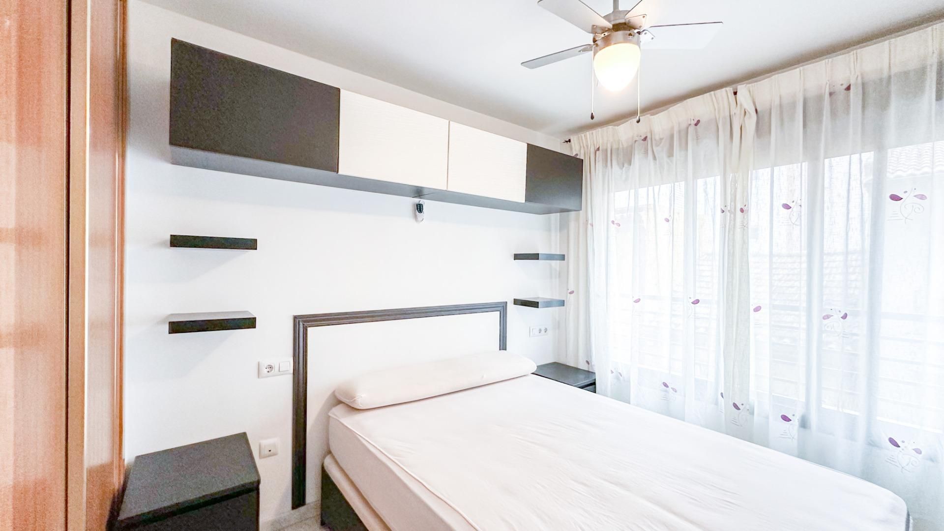 Bedroom of Flat for sale in Málaga Capital  with Air Conditioner, Storage room and Alarm