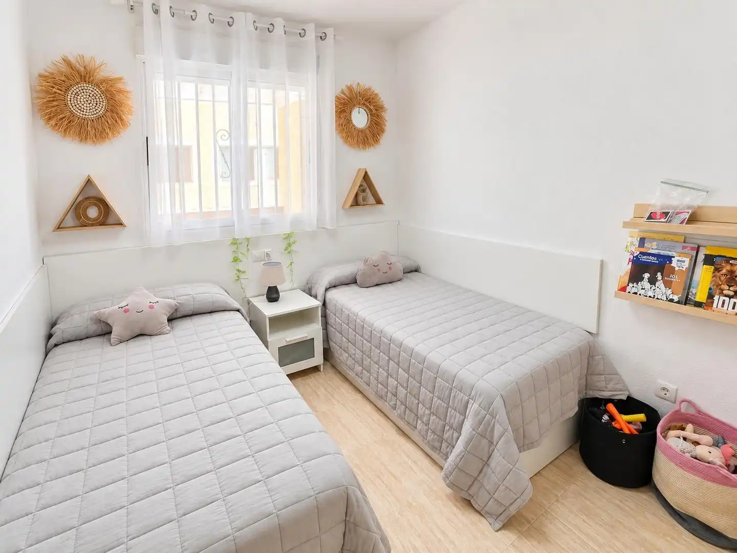 Apartment with pool for sale in Calle AMPLARIES, imagen 10