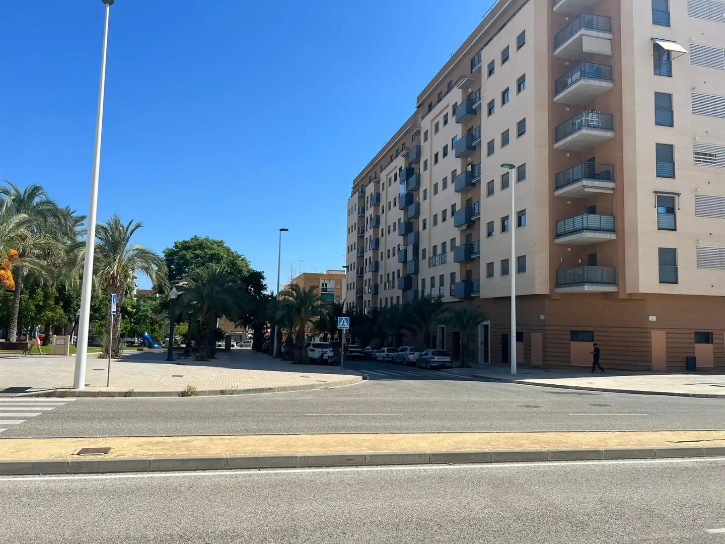 Vista exterior de Ático de alquiler en Elche / Elx con Aire acondicionado, Calefacción y Terraza