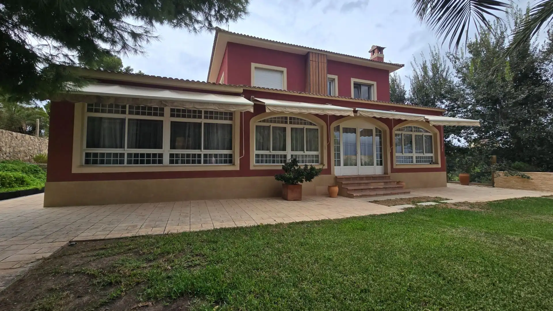 Vista exterior de Casa o chalet en venta en Partidas de Alicante