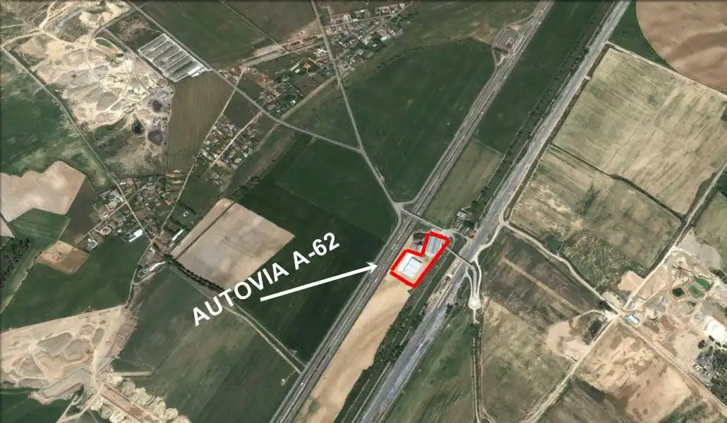 Nave industrial de alquiler en Corcos