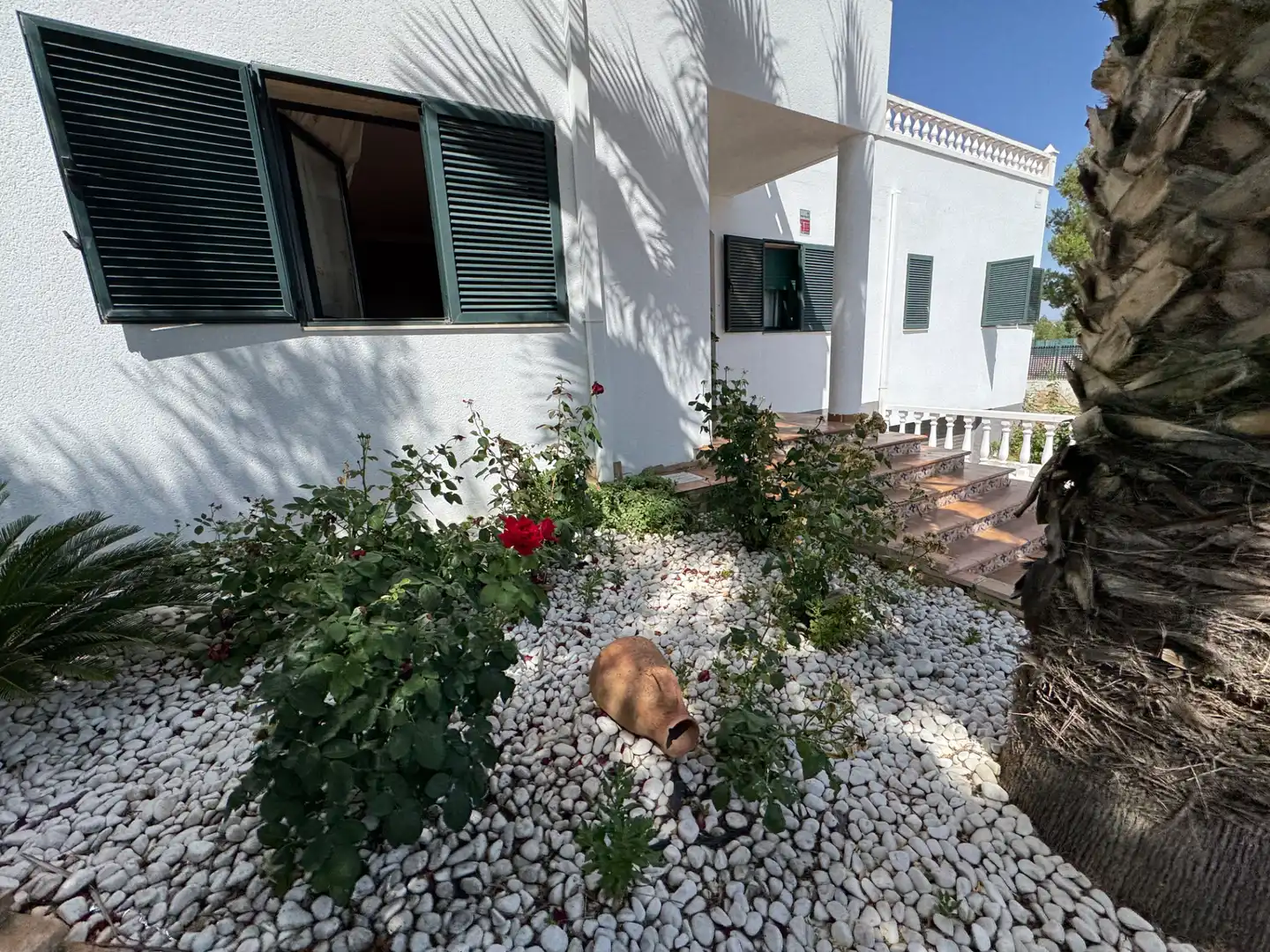 Chalet con terraza en venta en Calle Urba Coto Riñales 119, imagen 52