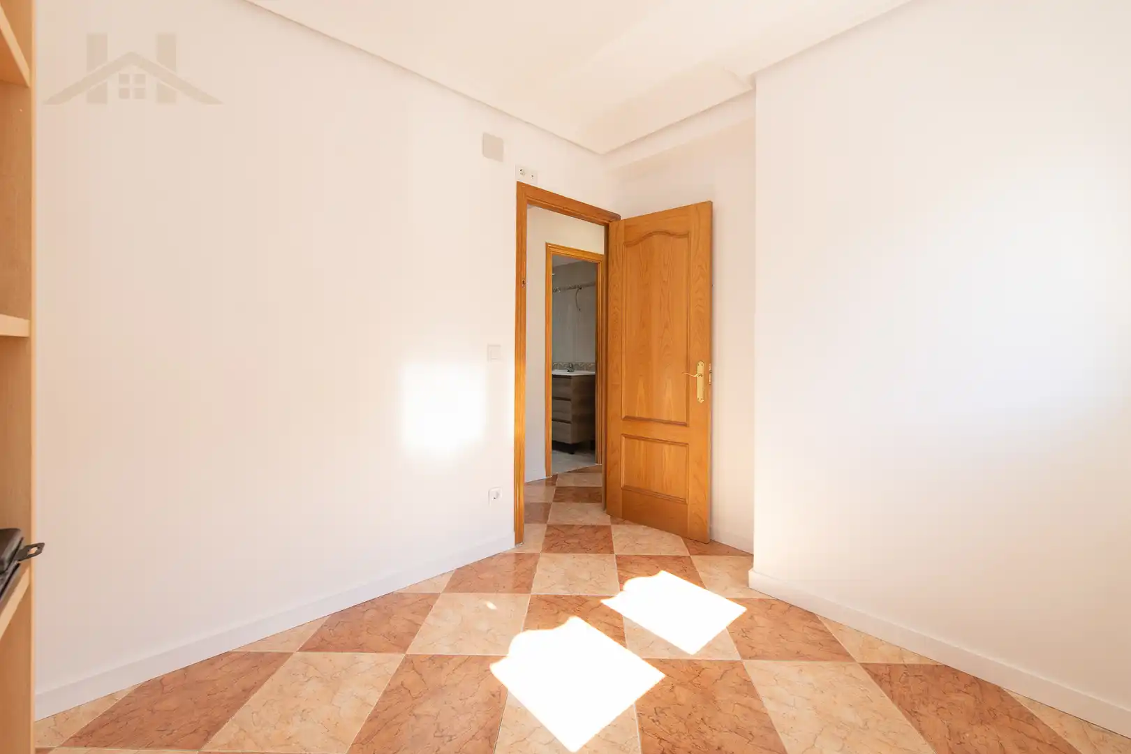 Piso en venta en Valdemoro con Calefacción, Terraza y Horno