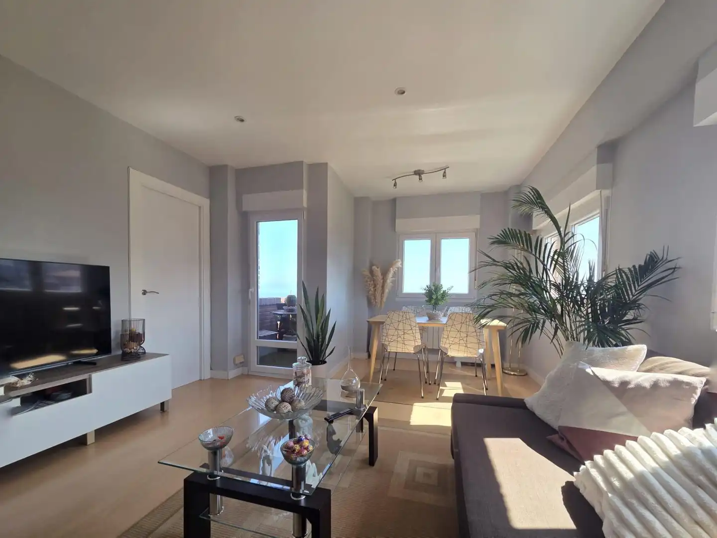 Flat for rent in Calle FERNANDO RIOS, Los Castros