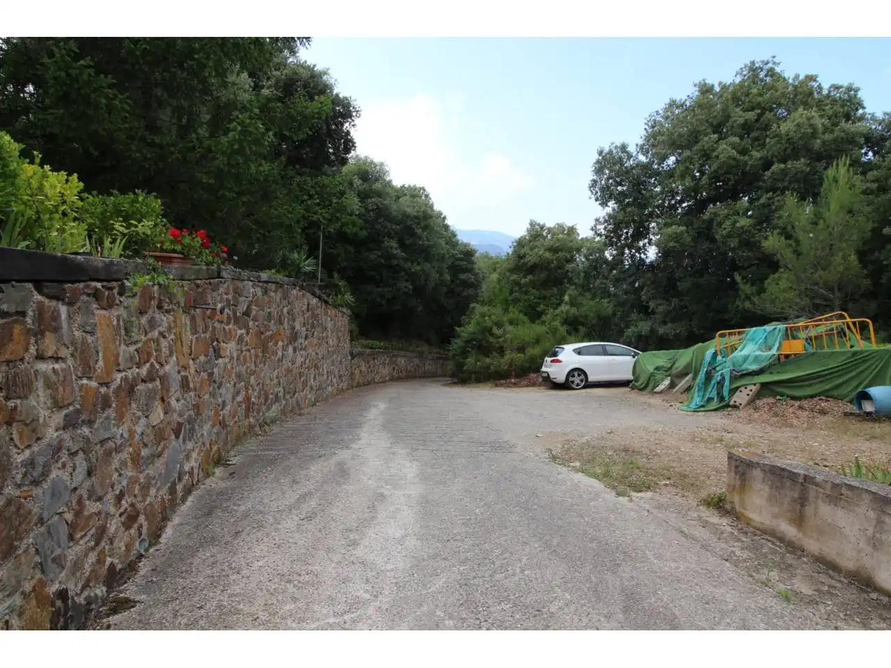 Parking de Casa o chalet en venta en Castellar del Vallès con Calefacción, Jardín privado y Terraza