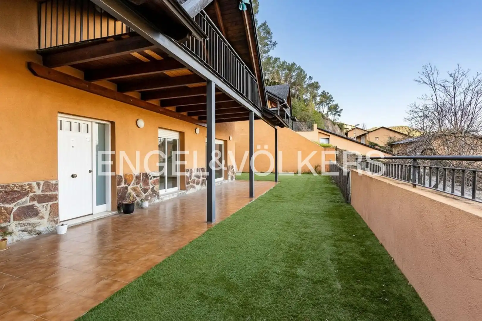 Terraza de Casa o chalet en venta en Vallirana con Calefacción, Jardín privado y Parquet