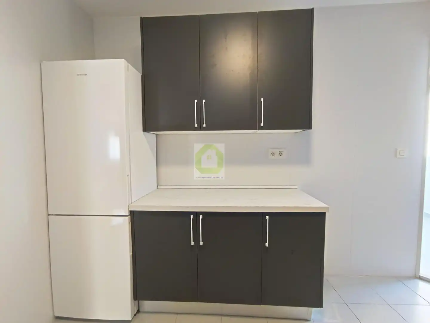 Kitchen of Flat for share in Armilla  with Furnished