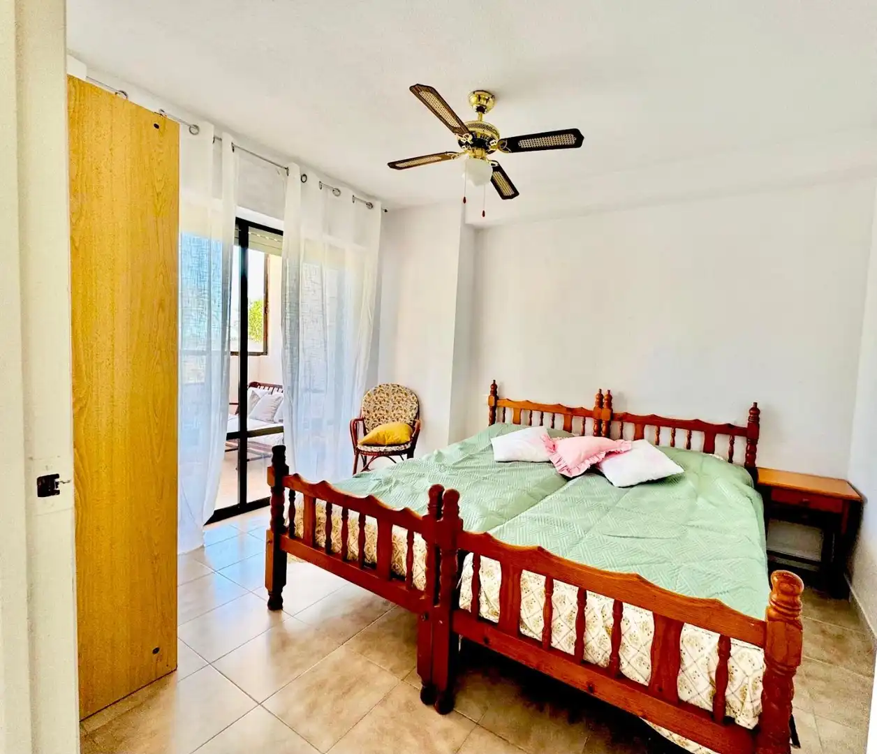 Schlafzimmer von Wohnungen zum Verkauf in Torrevieja mit Schwimmbad, Möbliert und Waschmaschine