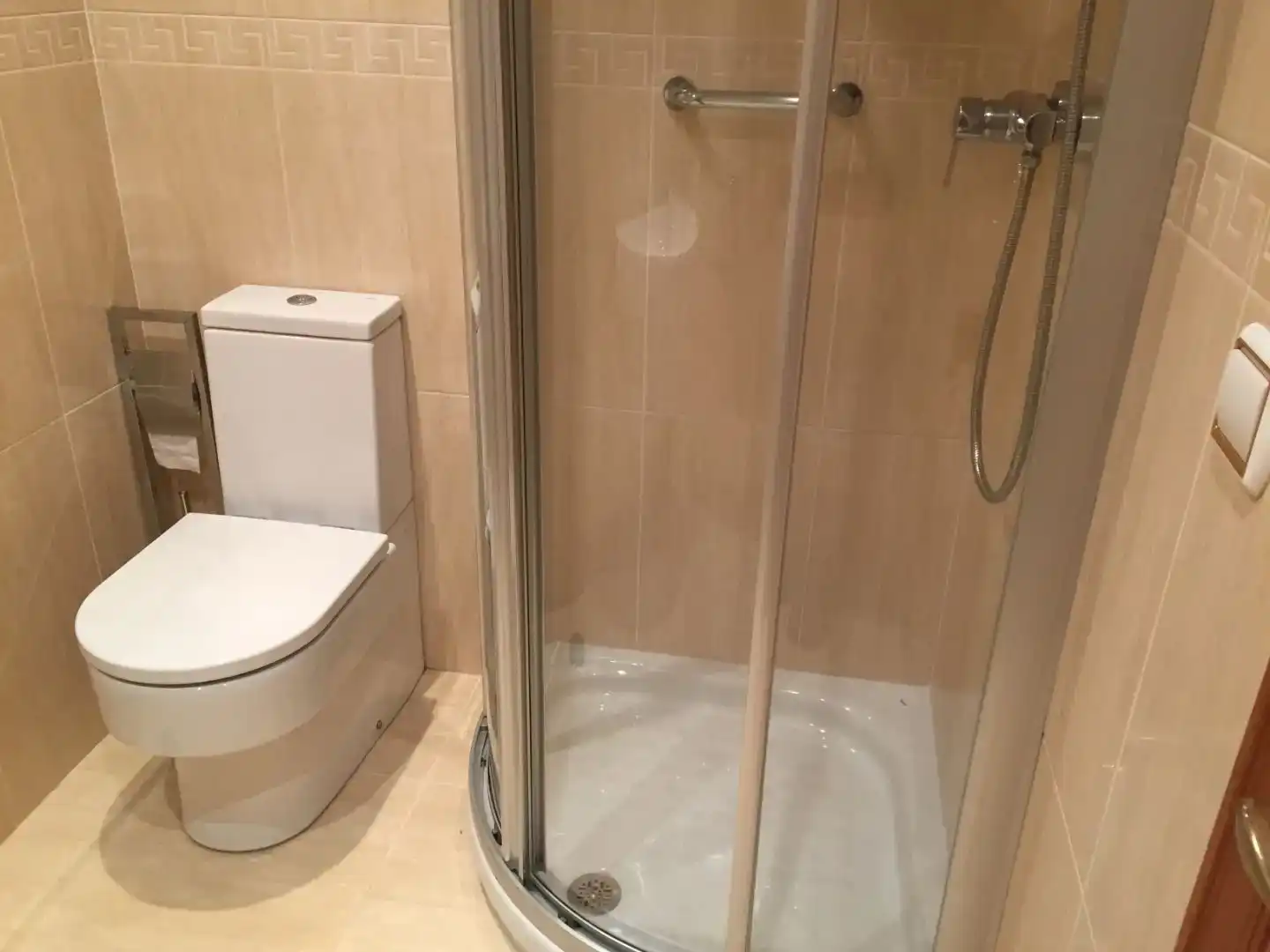 Baño de Piso de alquiler en Centro Urbano