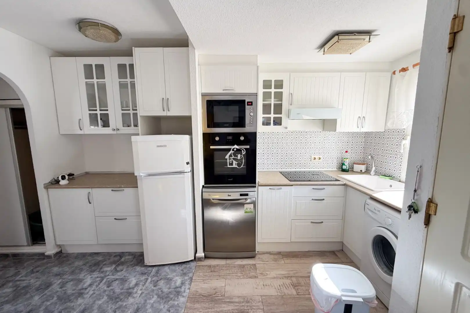 Kitchen of Flat for rent in Torrevieja  with Terrace, Swimming Pool and Furnished
