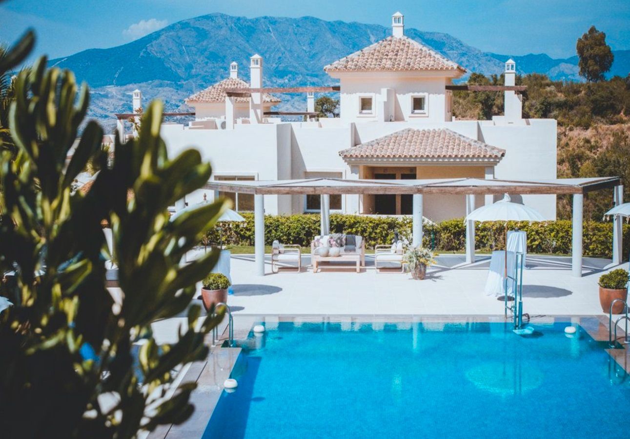 Vista exterior de Apartament en venda en Marbella amb Aire condicionat, Calefacció i Terrassa