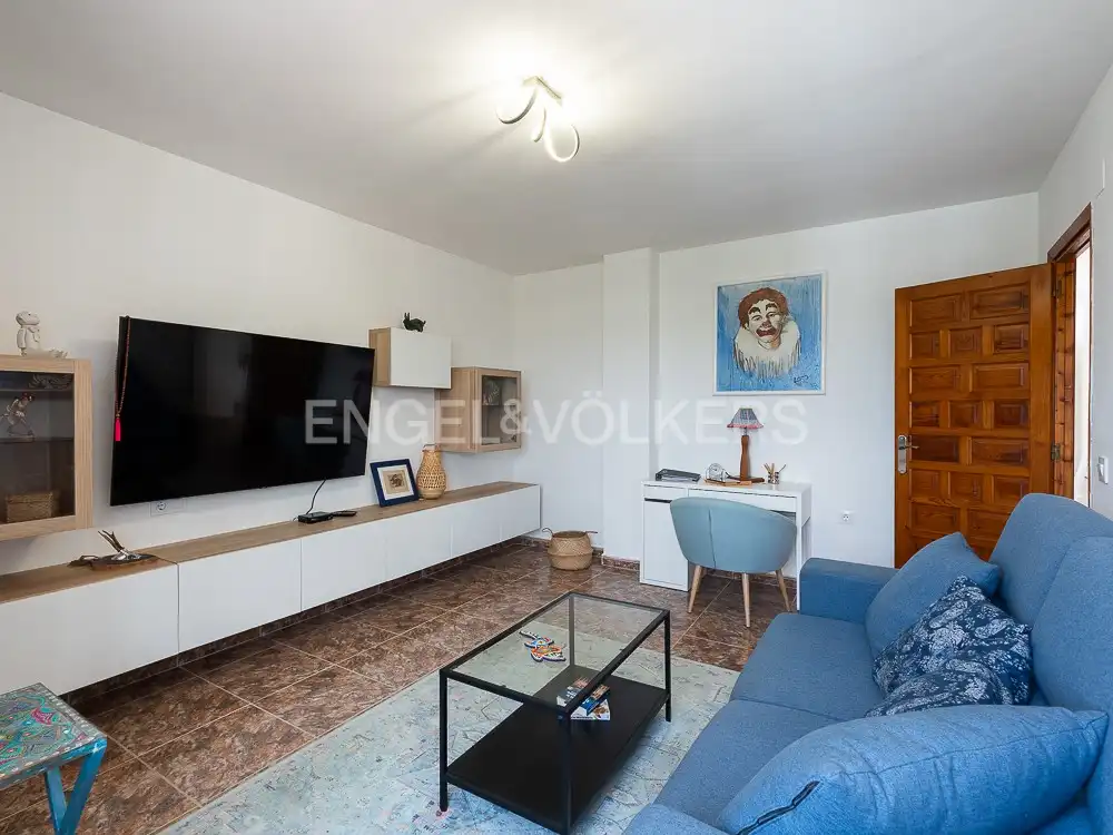 Sala d'estar de Casa o xalet en venda en Alberic amb Aire condicionat, Calefacció i Jardí privat