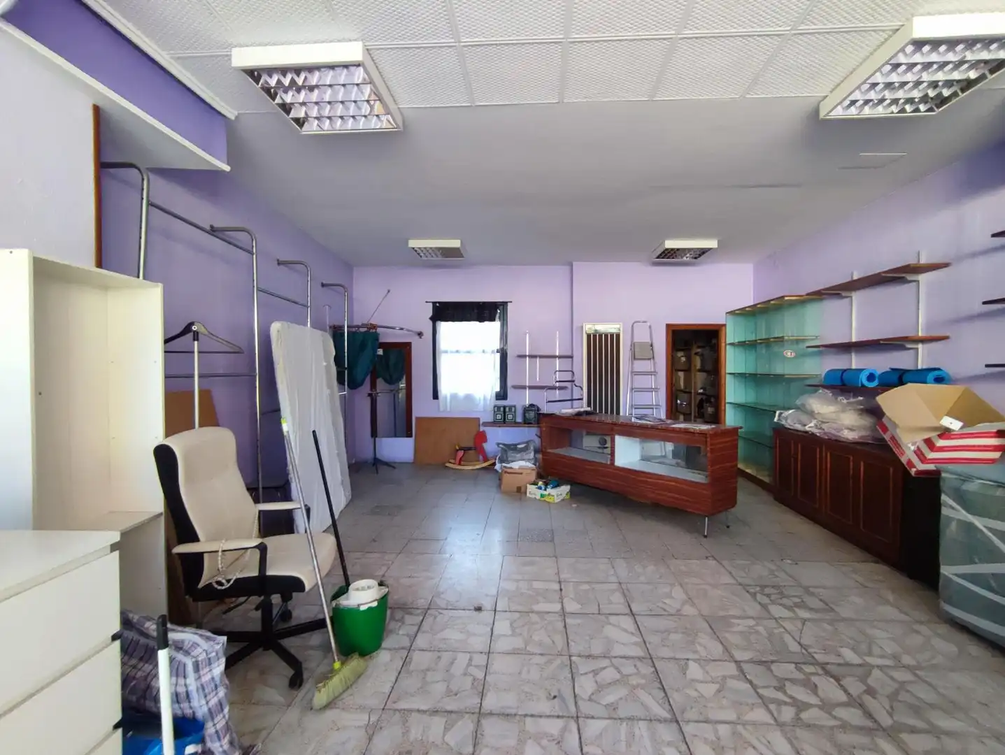 Local comercial en venda a Calle Calle de la Maestra Consuelo Robredo, imagen 4