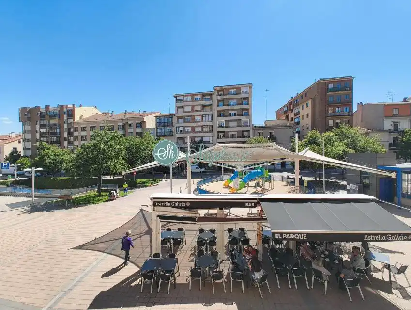 Terraza de Piso en venta en Segovia con Calefacción, Parquet y Trastero