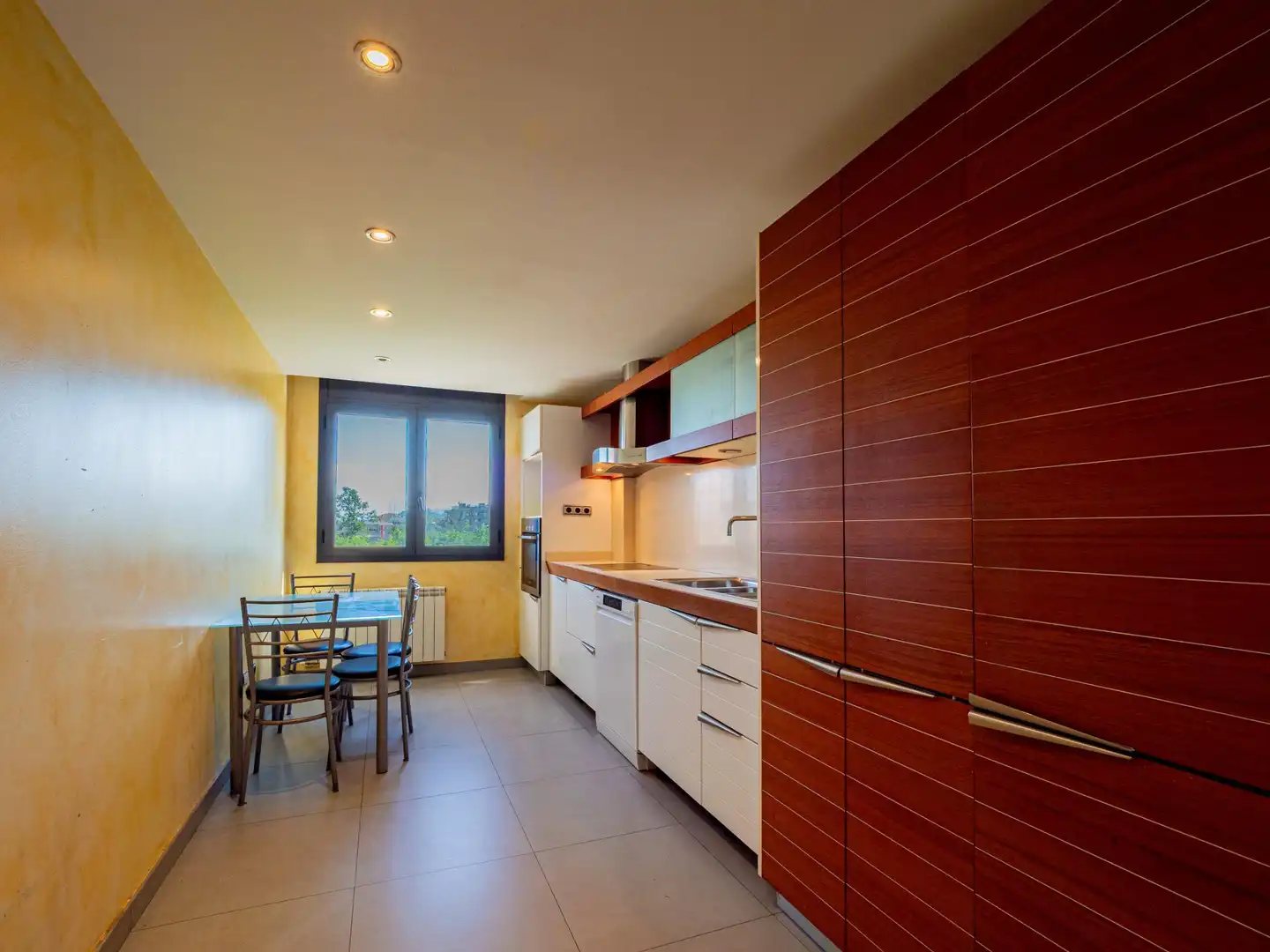 Cocina de Piso en venta en Vic con Balcón