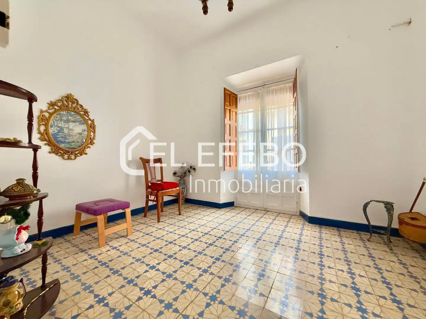 Vista exterior de Casa o chalet en venta en Antequera con Horno, Lavadora y Balcón