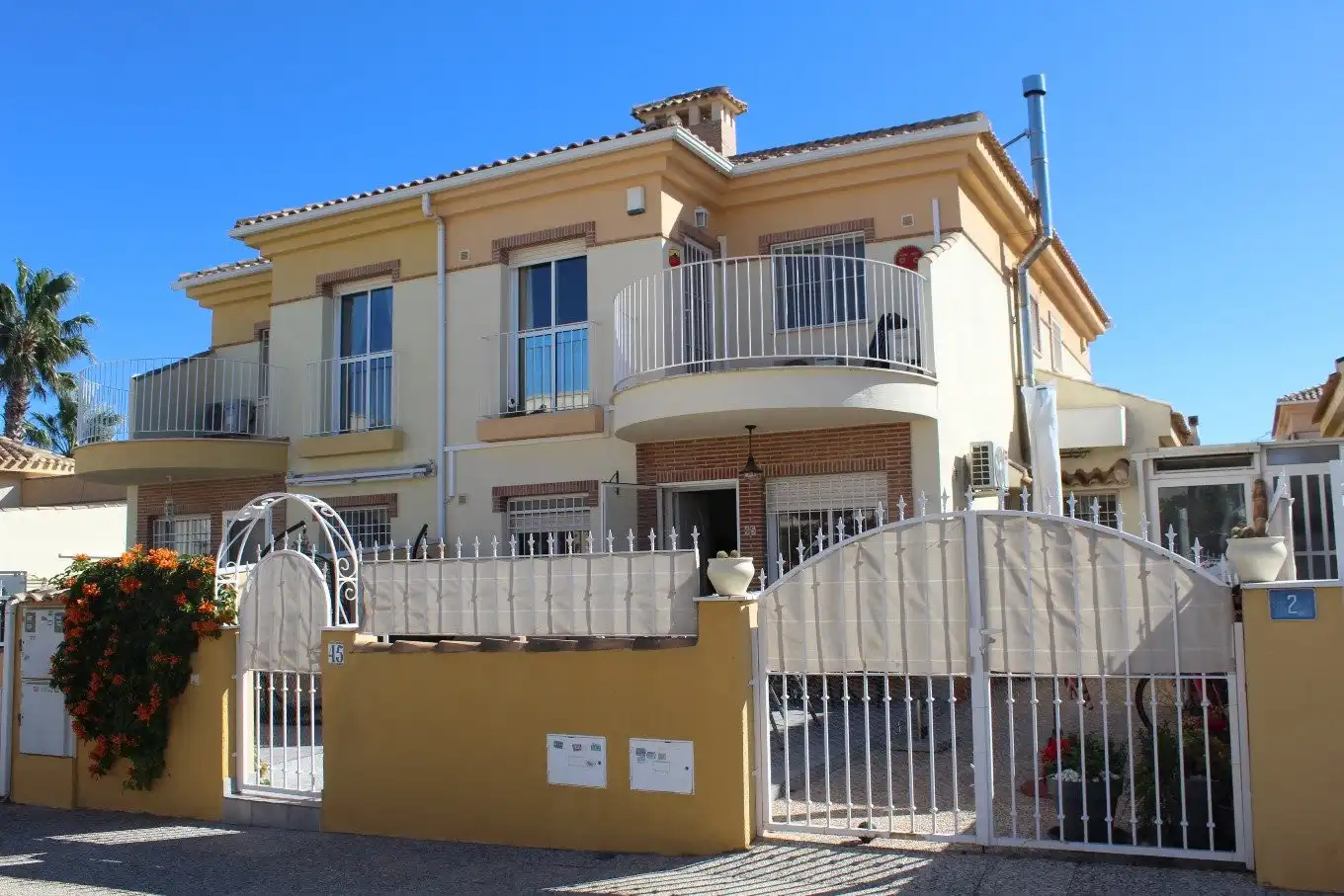 Casa amb jardí en venda a Orihuela Costa