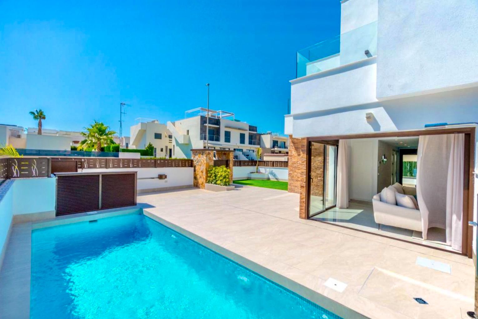Swimming pool of Single-family semi-detached for sale in Benijófar  with Air Conditioner, Private garden and Terrace
