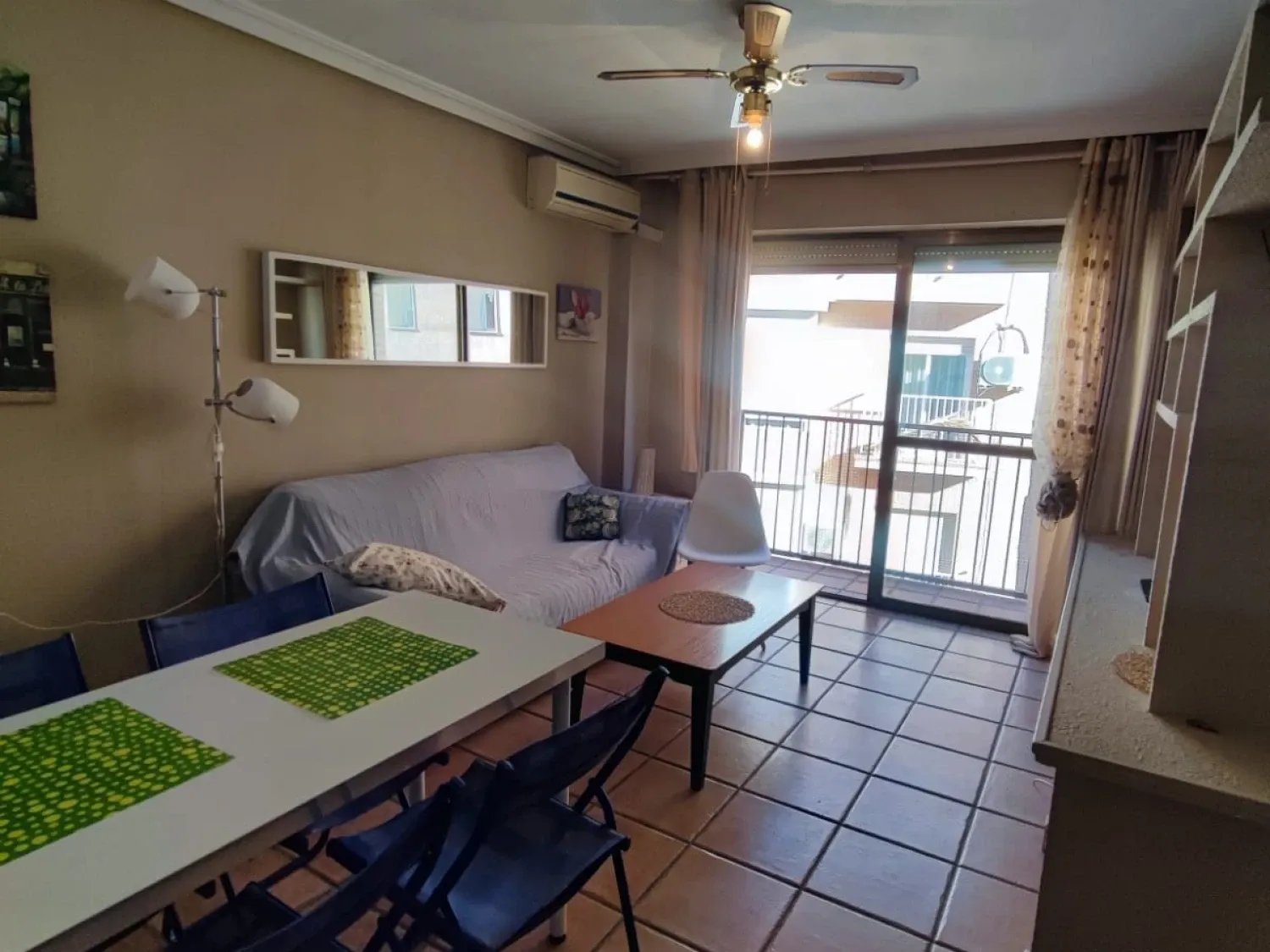 Schlafzimmer von Wohnungen zur Miete in  Murcia Capital mit Klimaanlage, Heizung und Möbliert