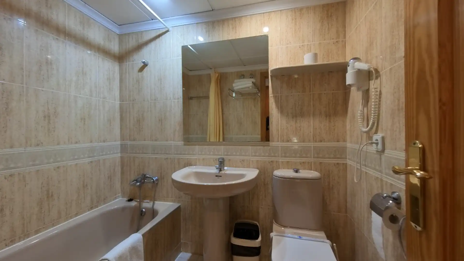 Appartement compact avec piscine à vendre à Calle Imperial Park Resort, imagen 13