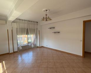 Sala d'estar de Pis en venda en Talavera de la Reina amb Aire condicionat, Calefacció i Terrassa