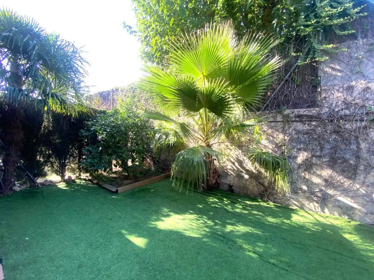 Casa aparellada amb jardí en venda a Calle Joan Coromines, imagen 9
