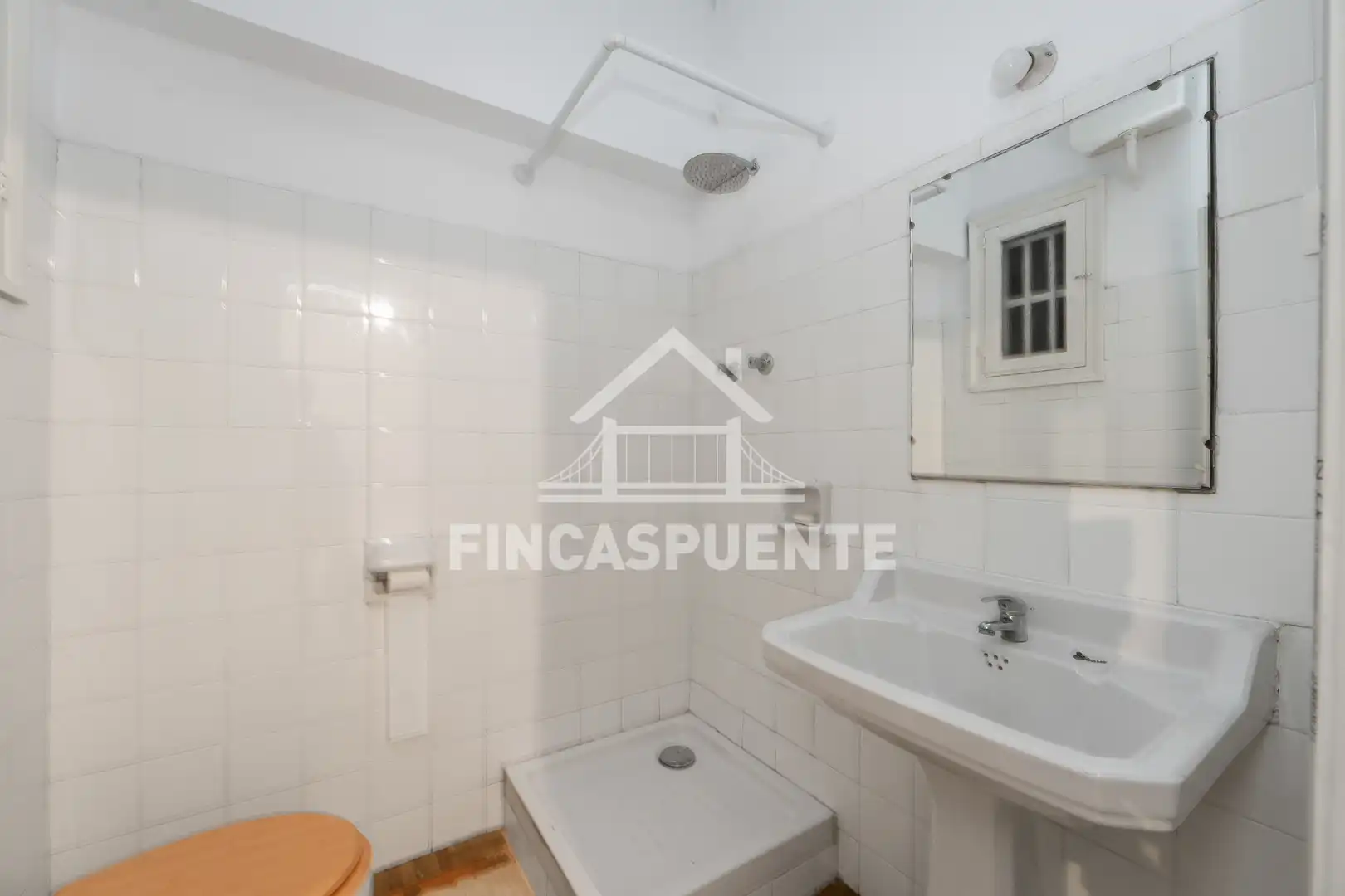 Dormitori de Estudi en venda en Barcelona amb Parquet