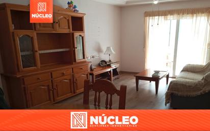 Bedroom of Flat for sale in Torrevieja  with Parquet flooring, Furnished and Oven