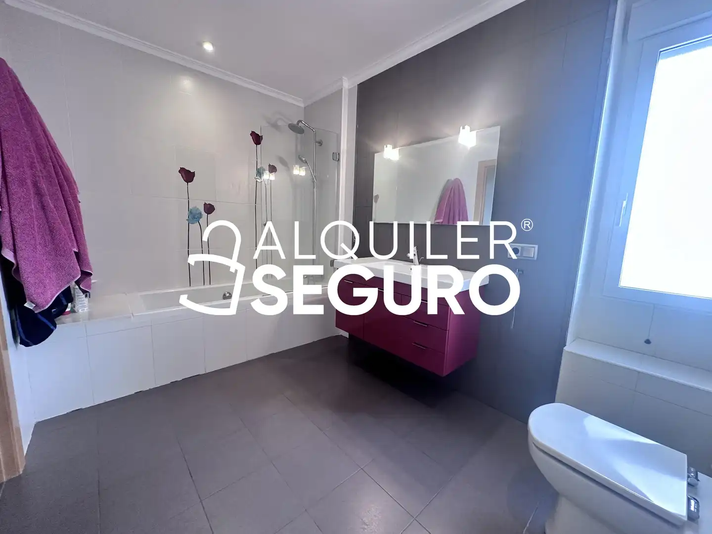 Badezimmer von Wohnung zur Miete in Benimaclet