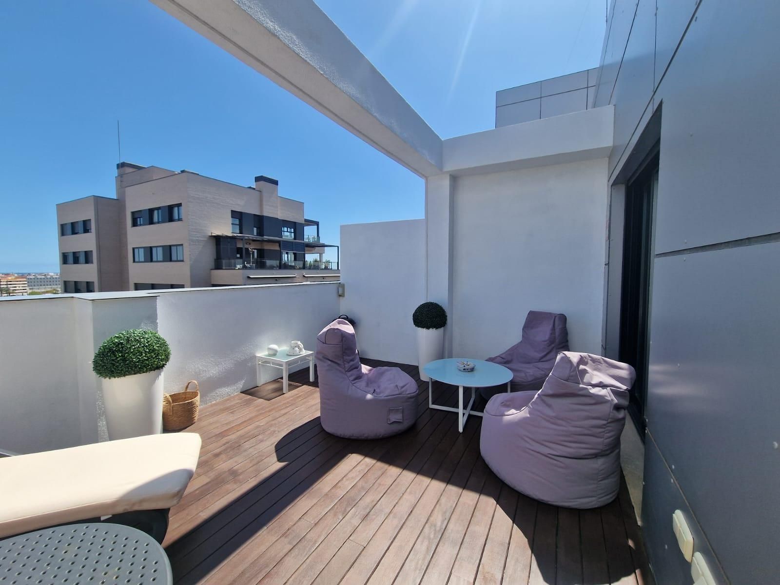 Terrace of Loft to rent in  Valencia Capital  with Air Conditioner, Heating and Terrace