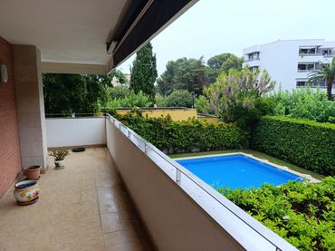 Wohnung mit Balkon zum Verkauf in Passatge d'en Cortinas 2